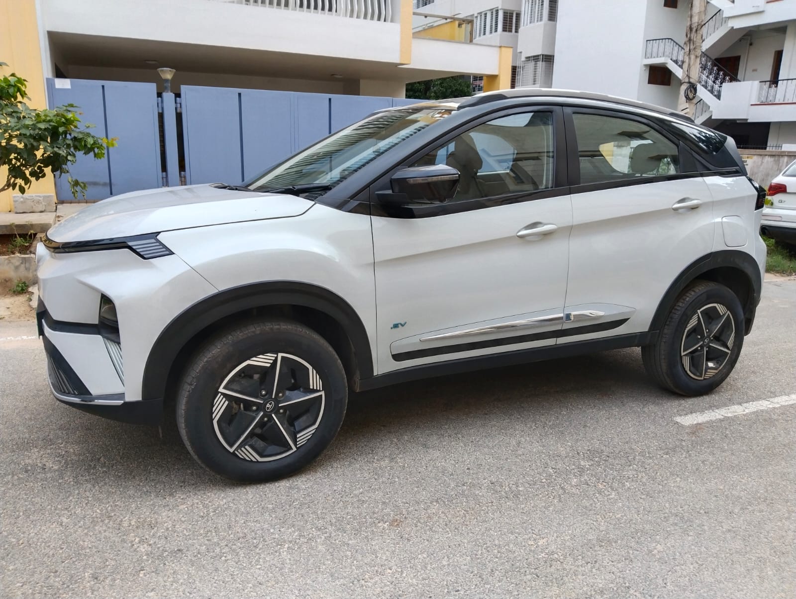 Tata Nexon