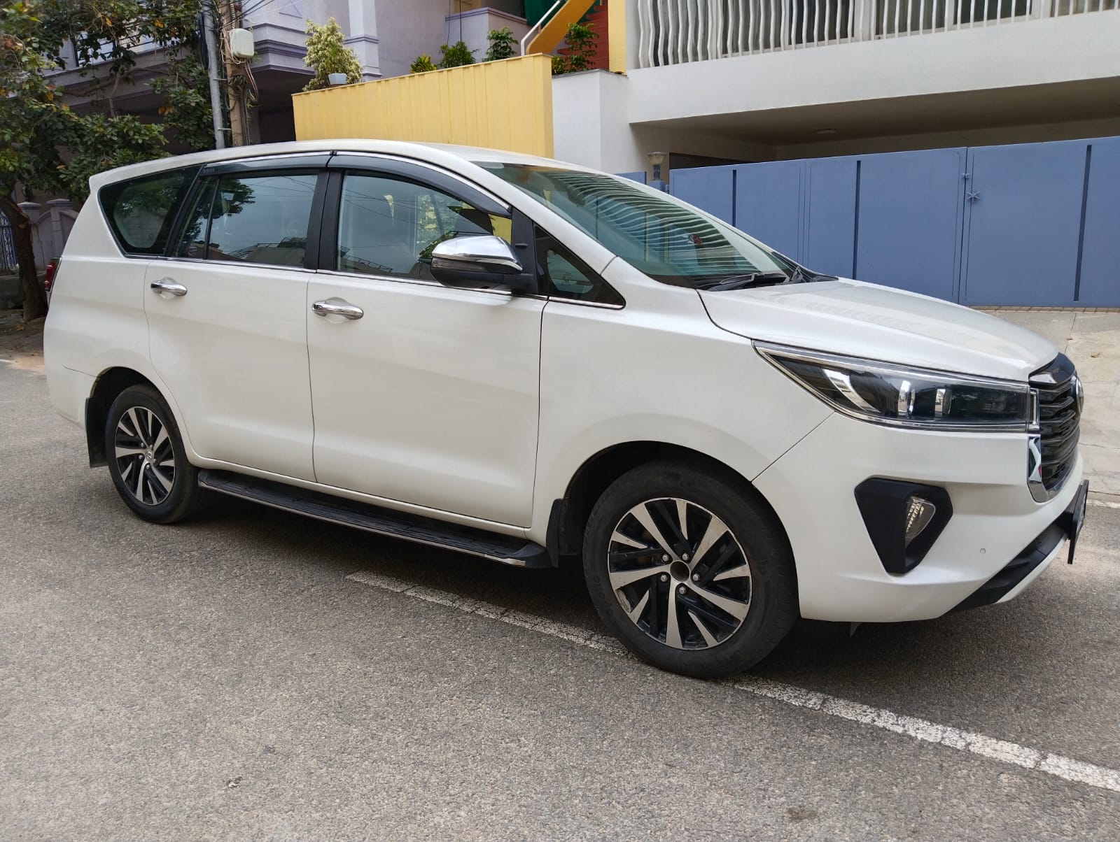 Toyota Crysta