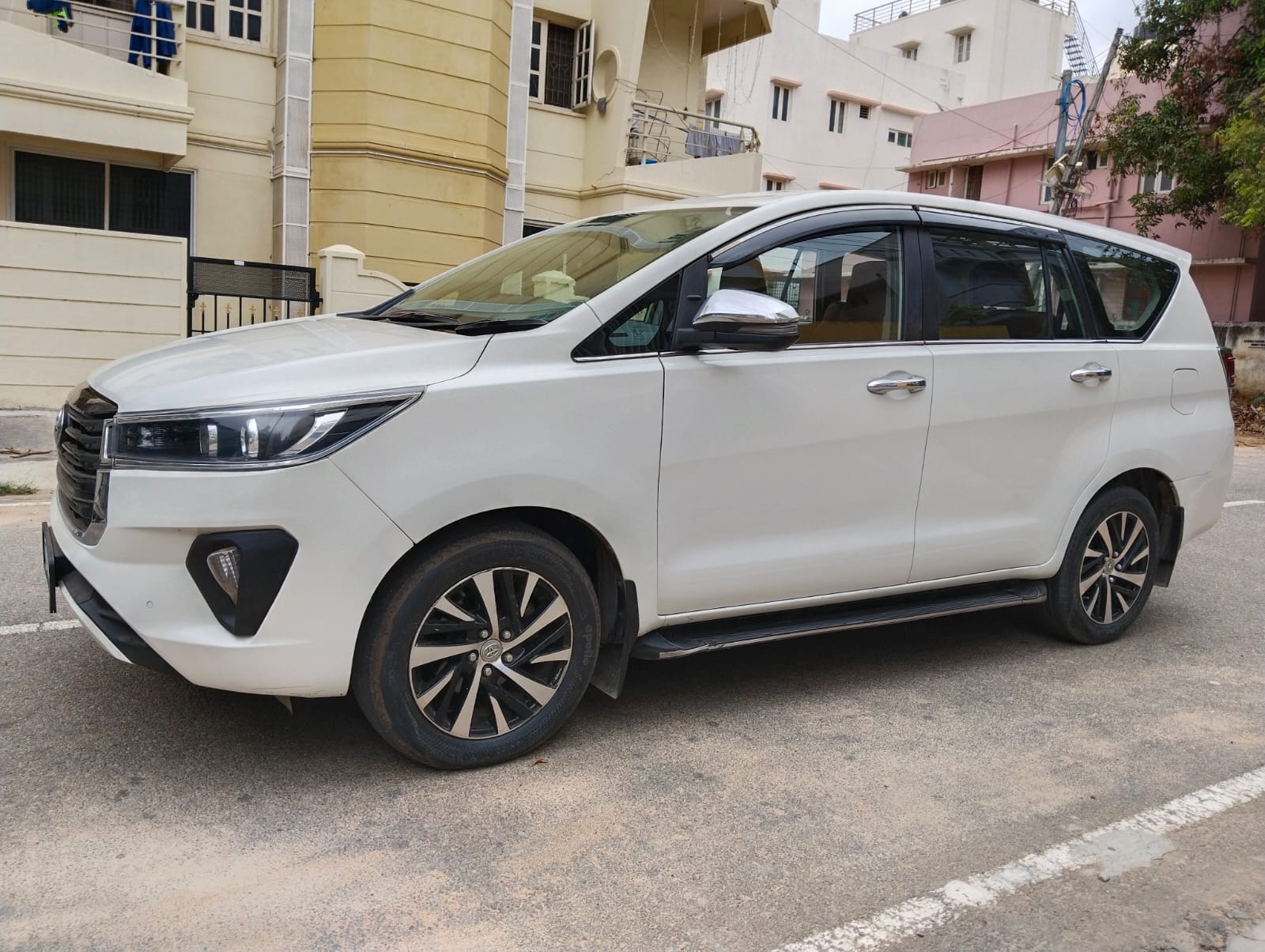Toyota Crysta