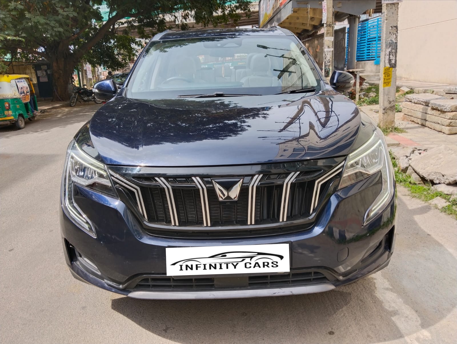 Mahindra XUV 700