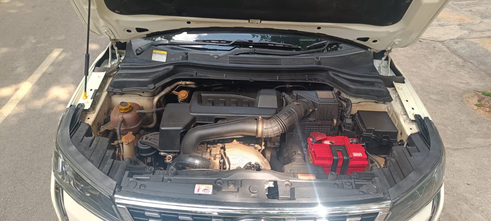 Mahindra XUV 300