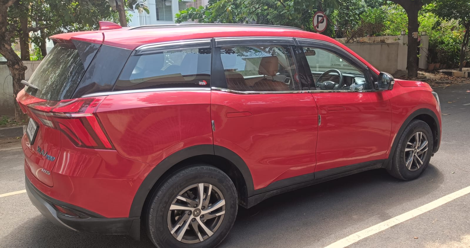 Mahindra XUV 700
