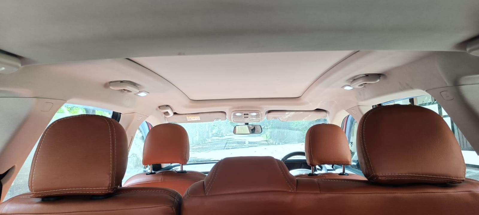 Mahindra XUV 700