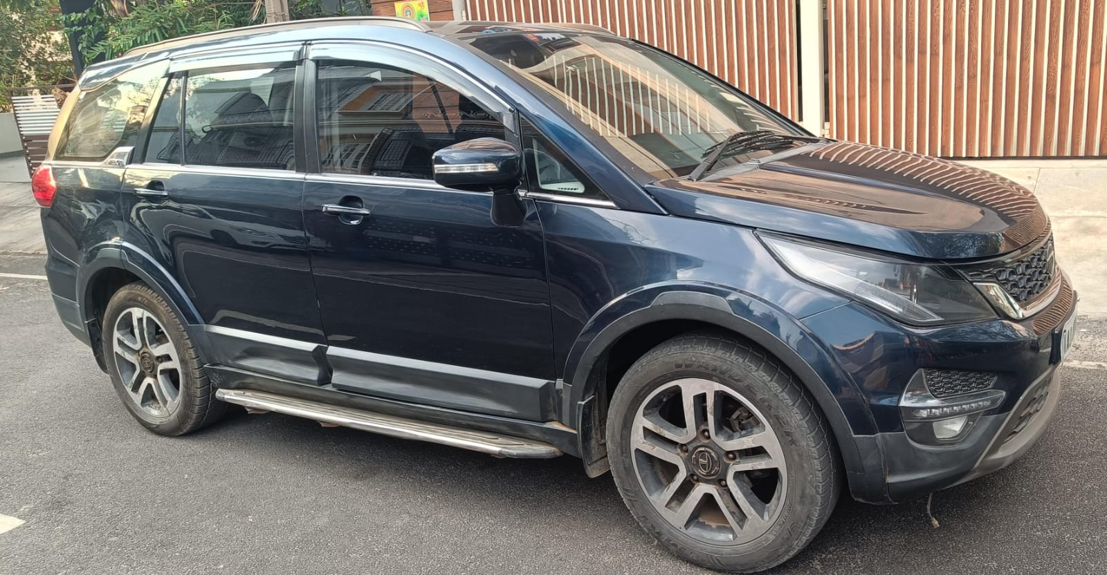 Tata Hexa