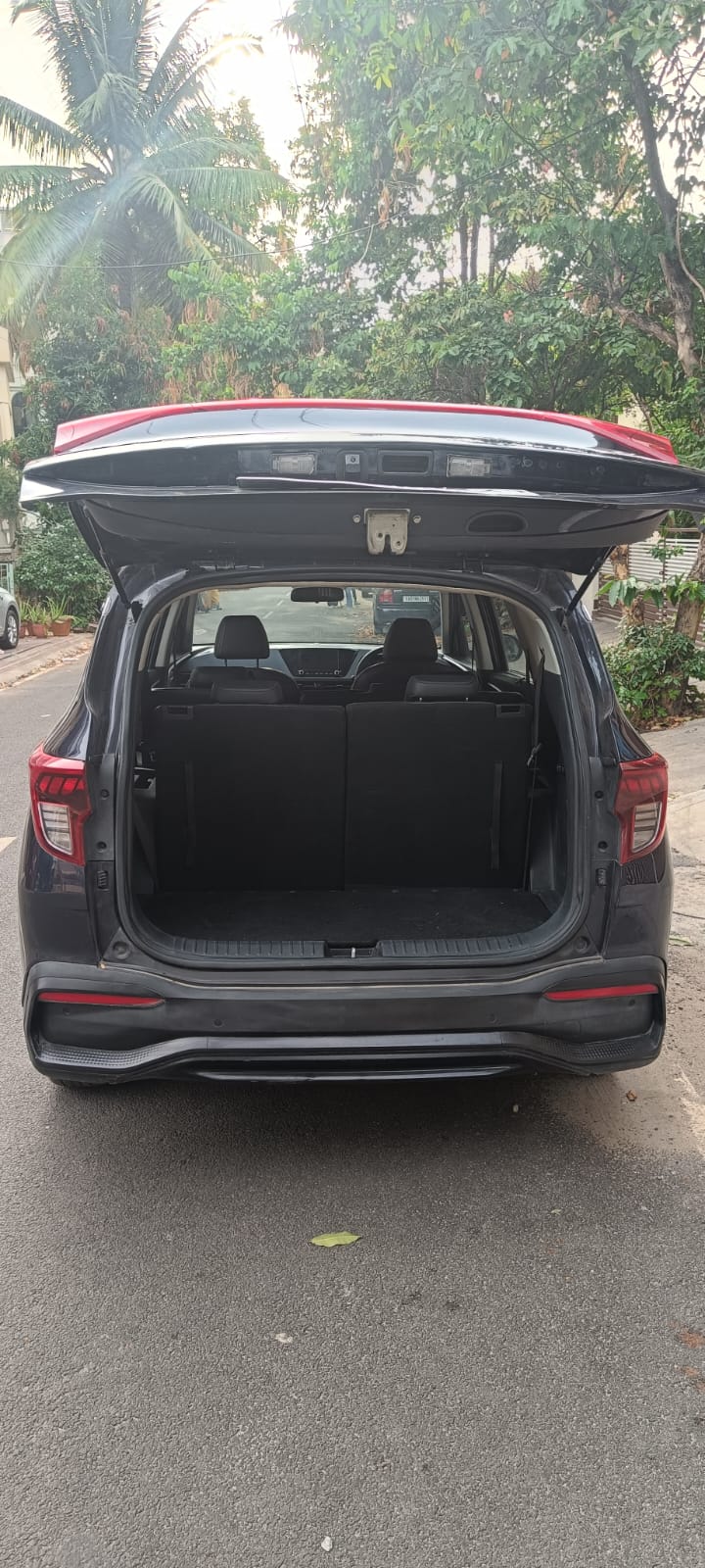 KIA Carens