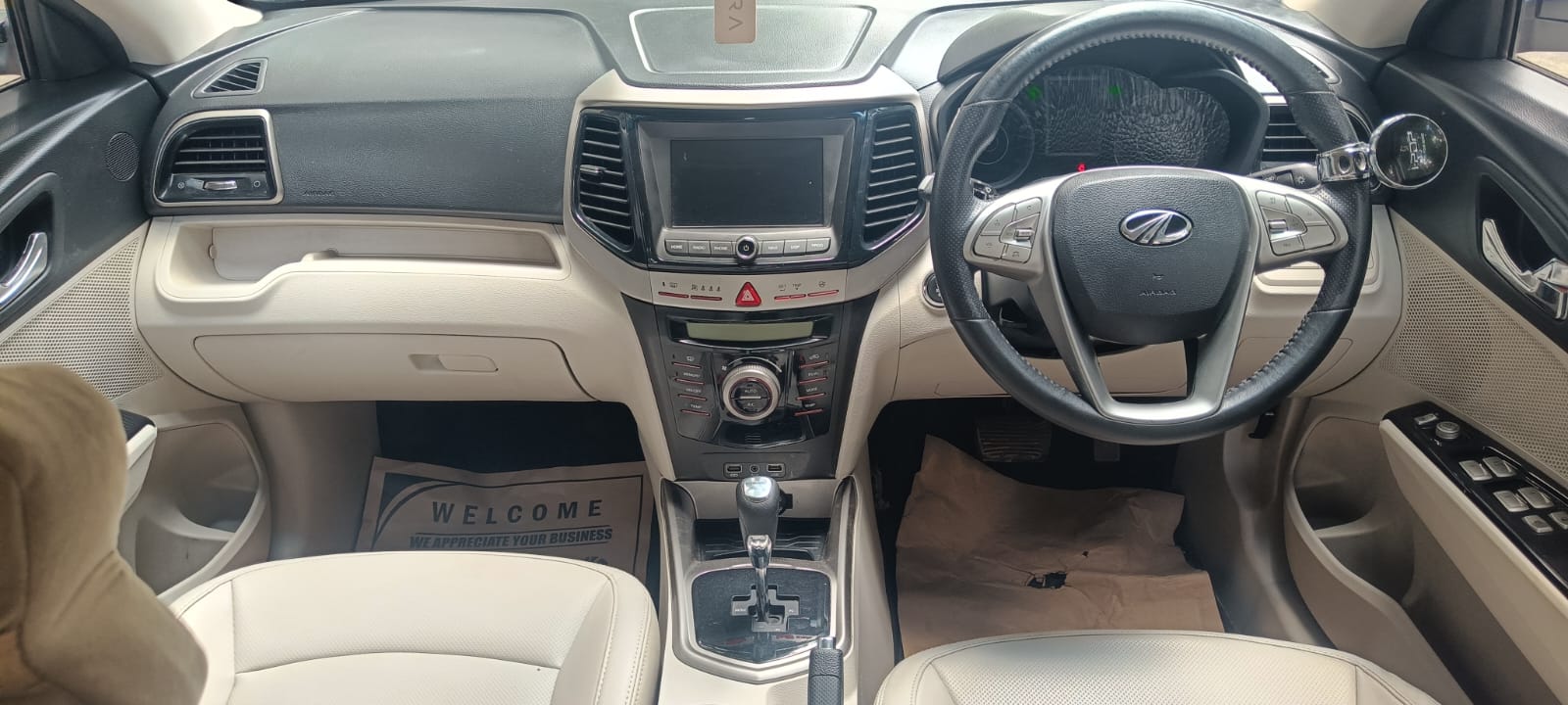 Mahindra XUV 300