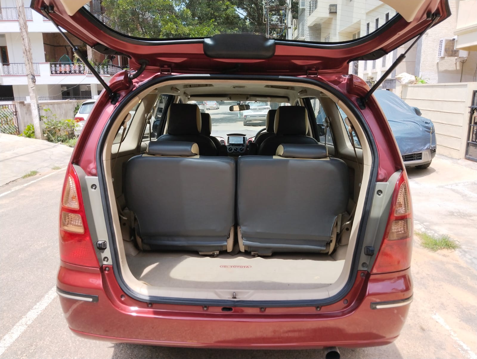 Toyota Innova