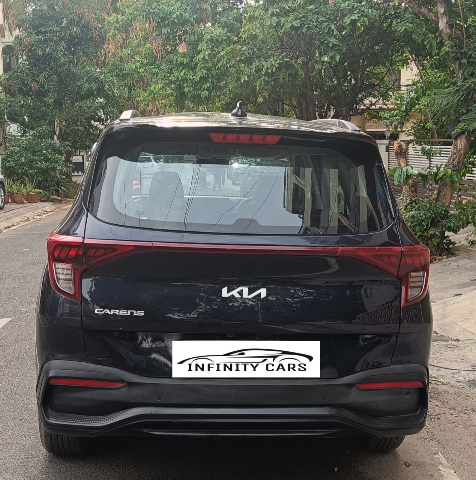 KIA Carens