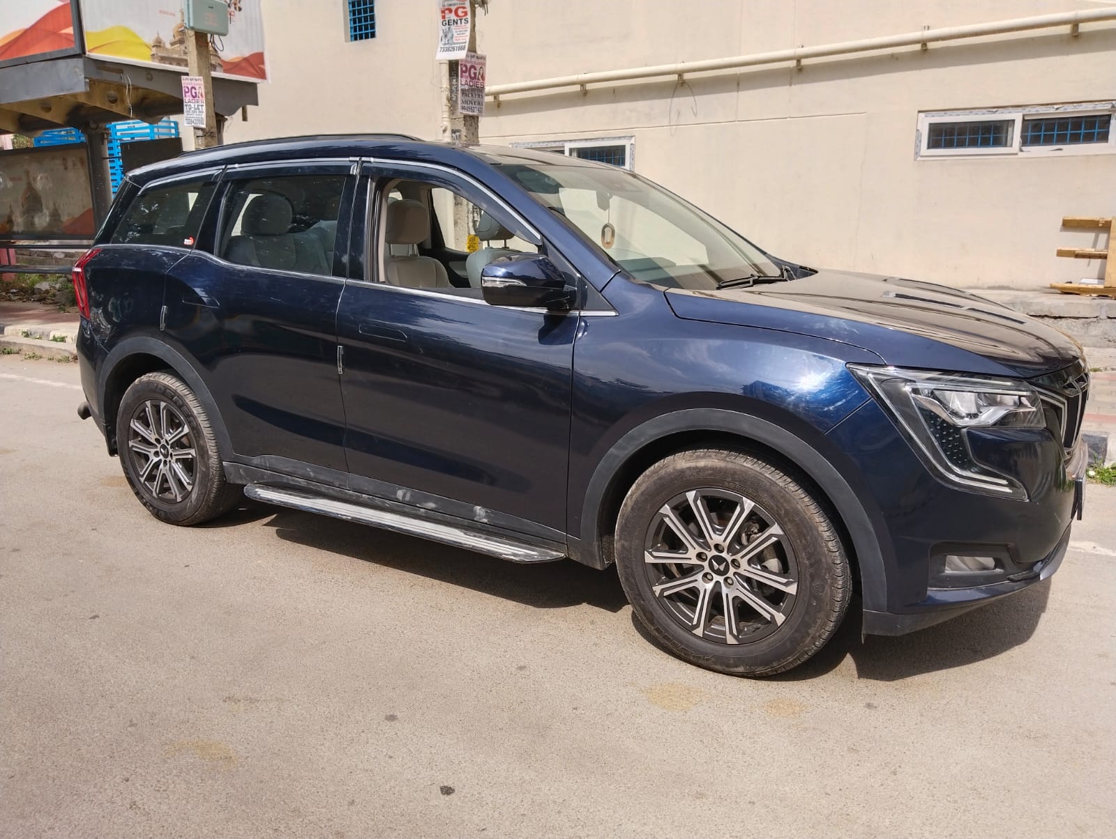 Mahindra XUV 700