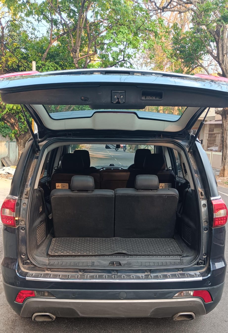 Tata Hexa