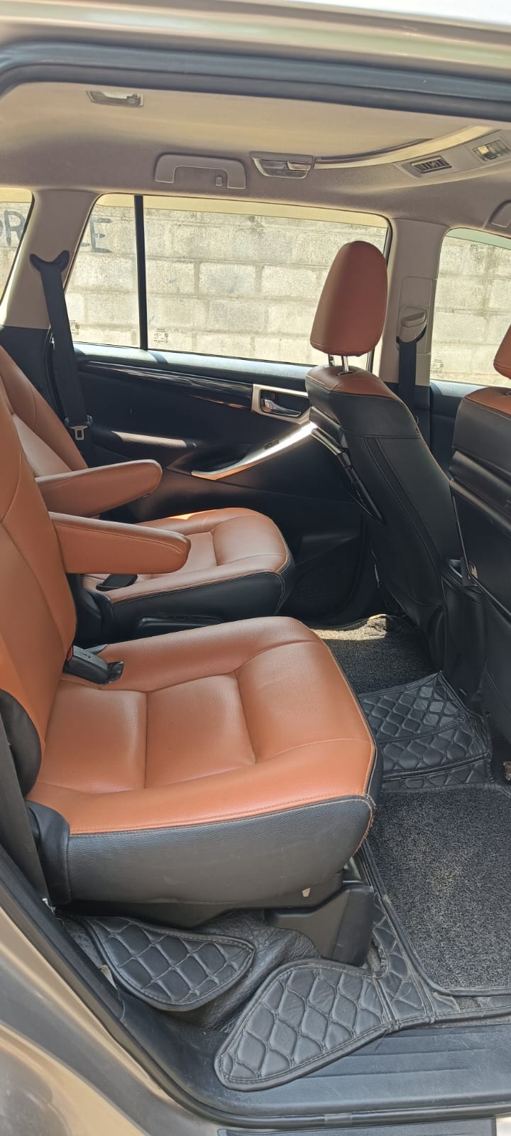 Toyota Crysta