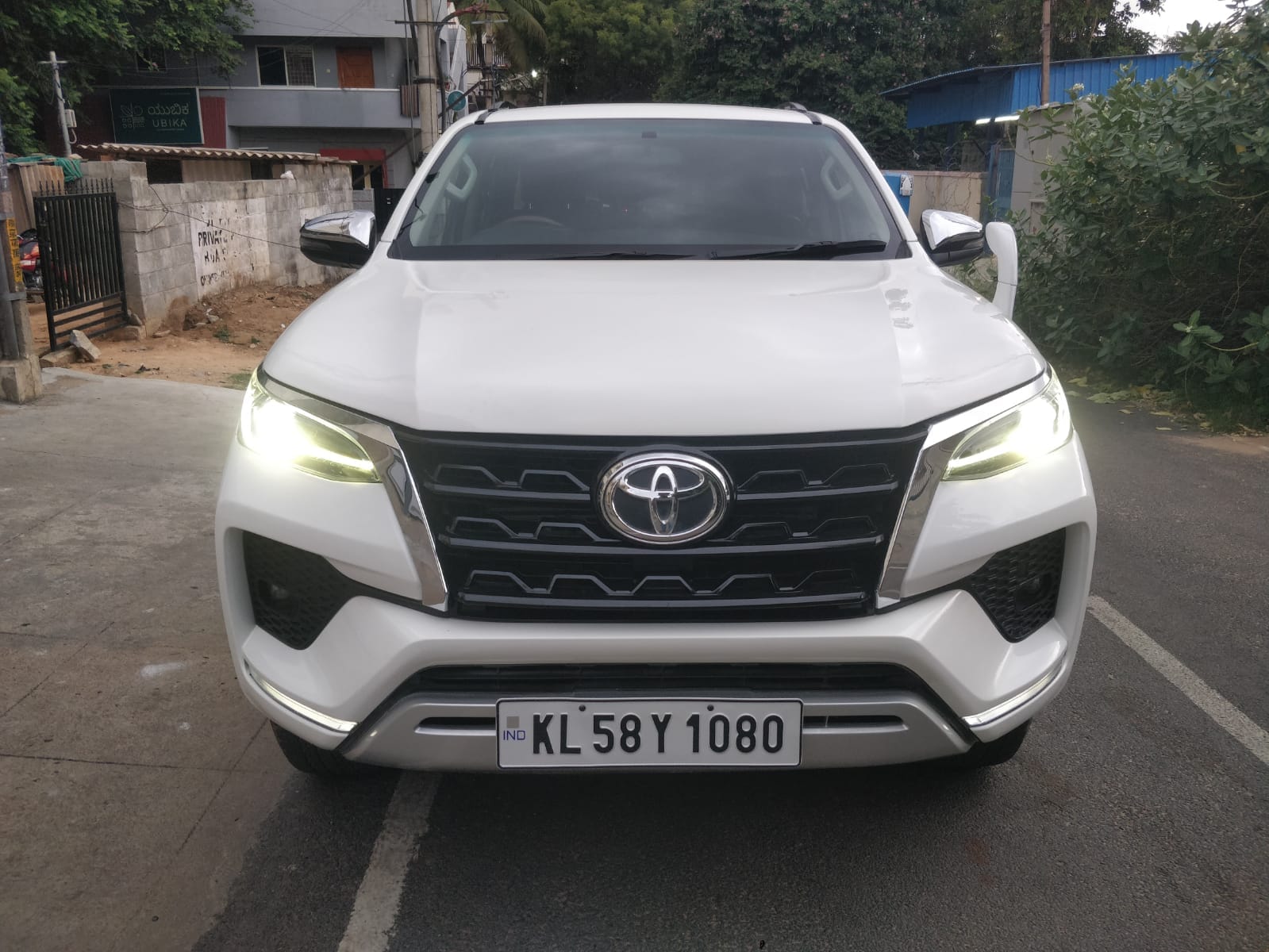 Toyota Fortuner