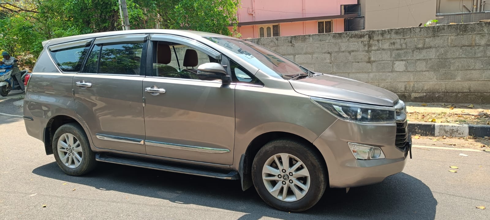 Toyota Crysta