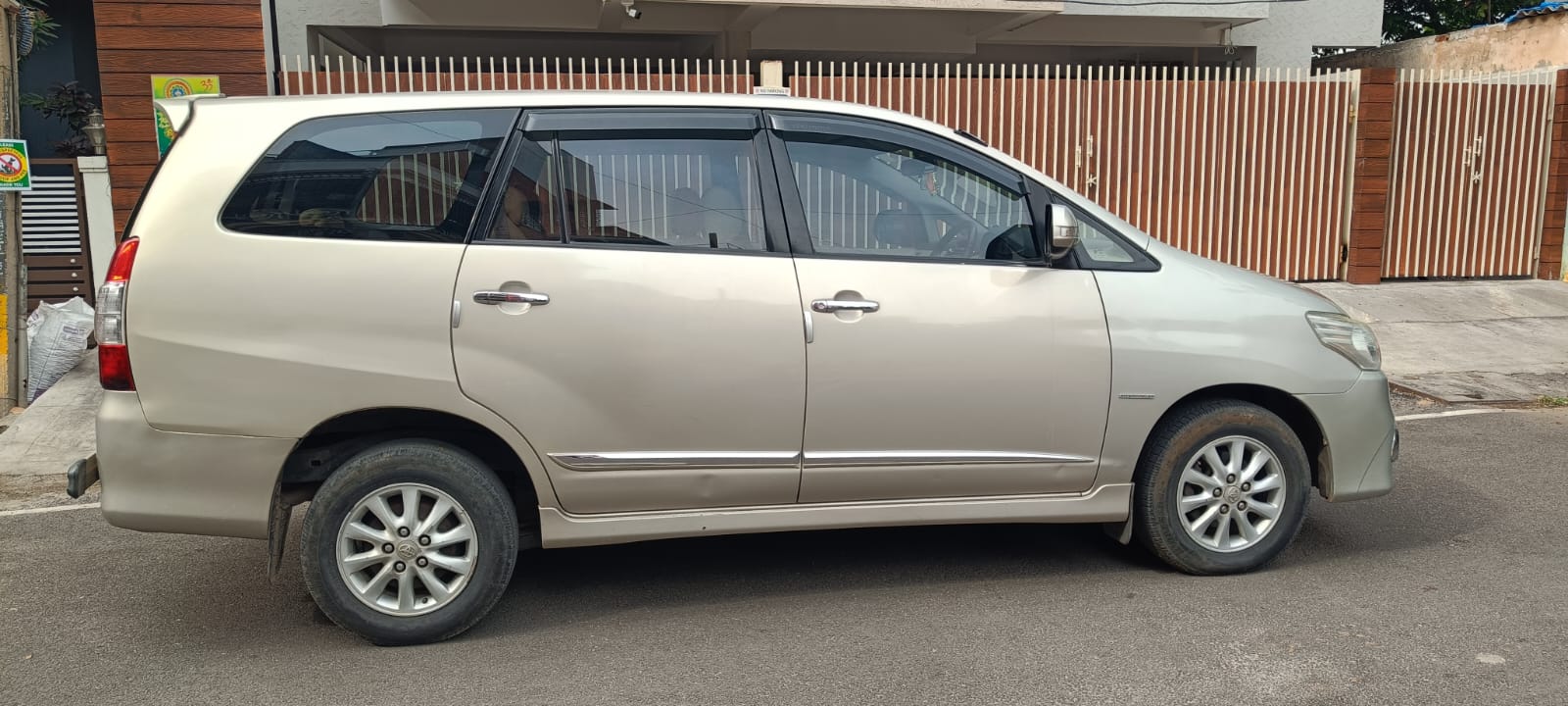 Toyota Innova