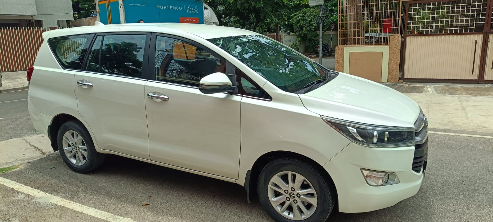 Toyota Crysta