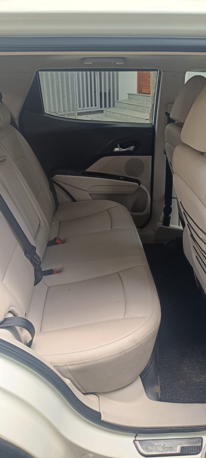 Mahindra XUV 300