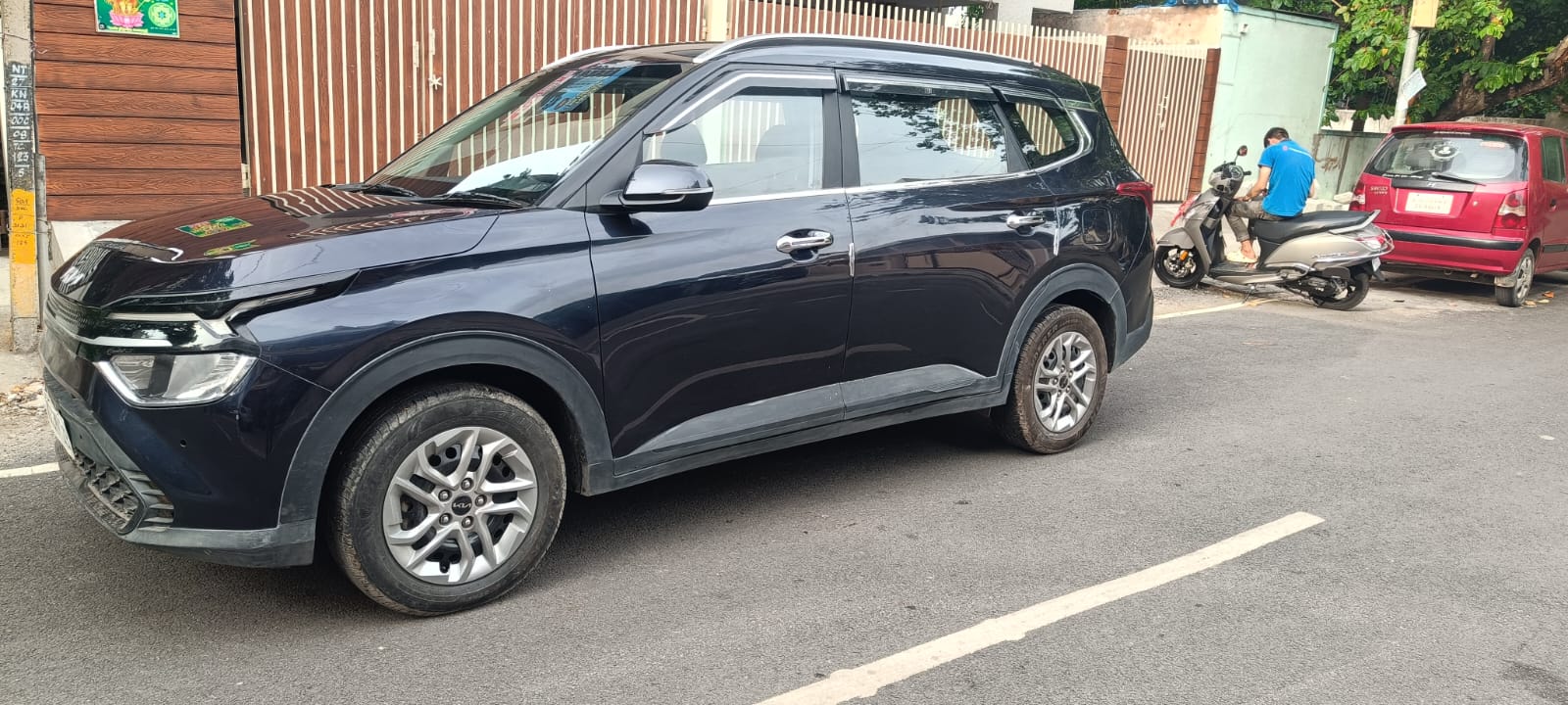 KIA Carens
