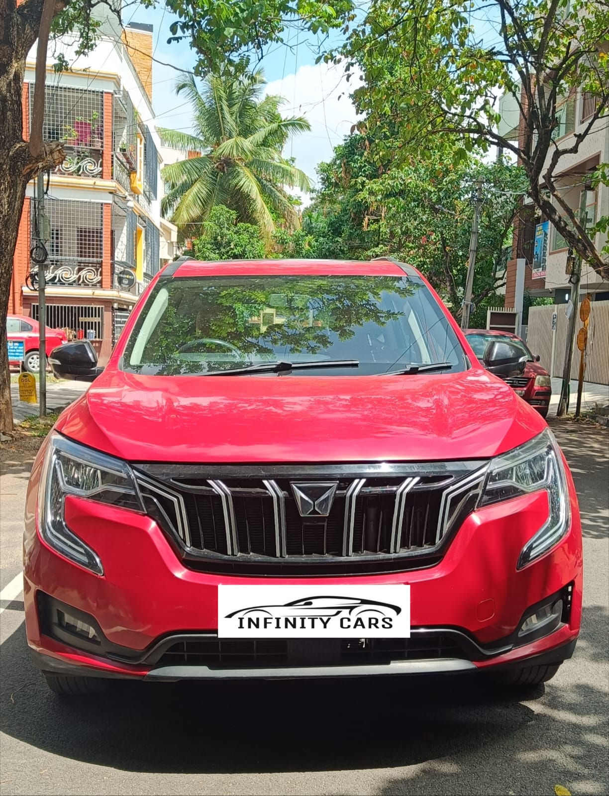 Mahindra XUV 700