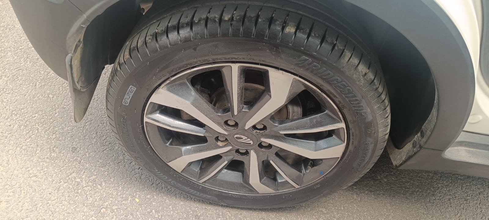 Mahindra XUV 300
