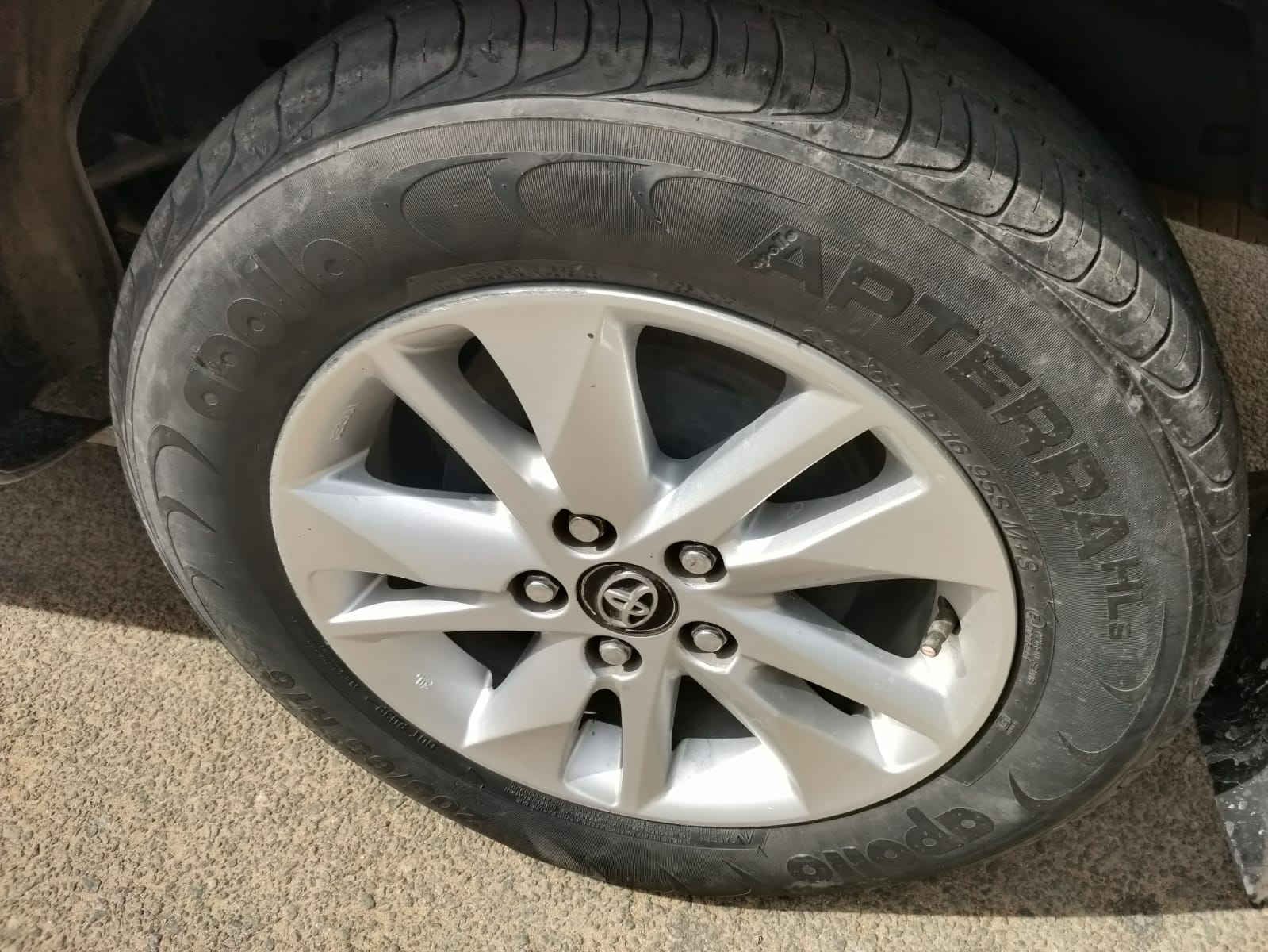 Toyota Crysta