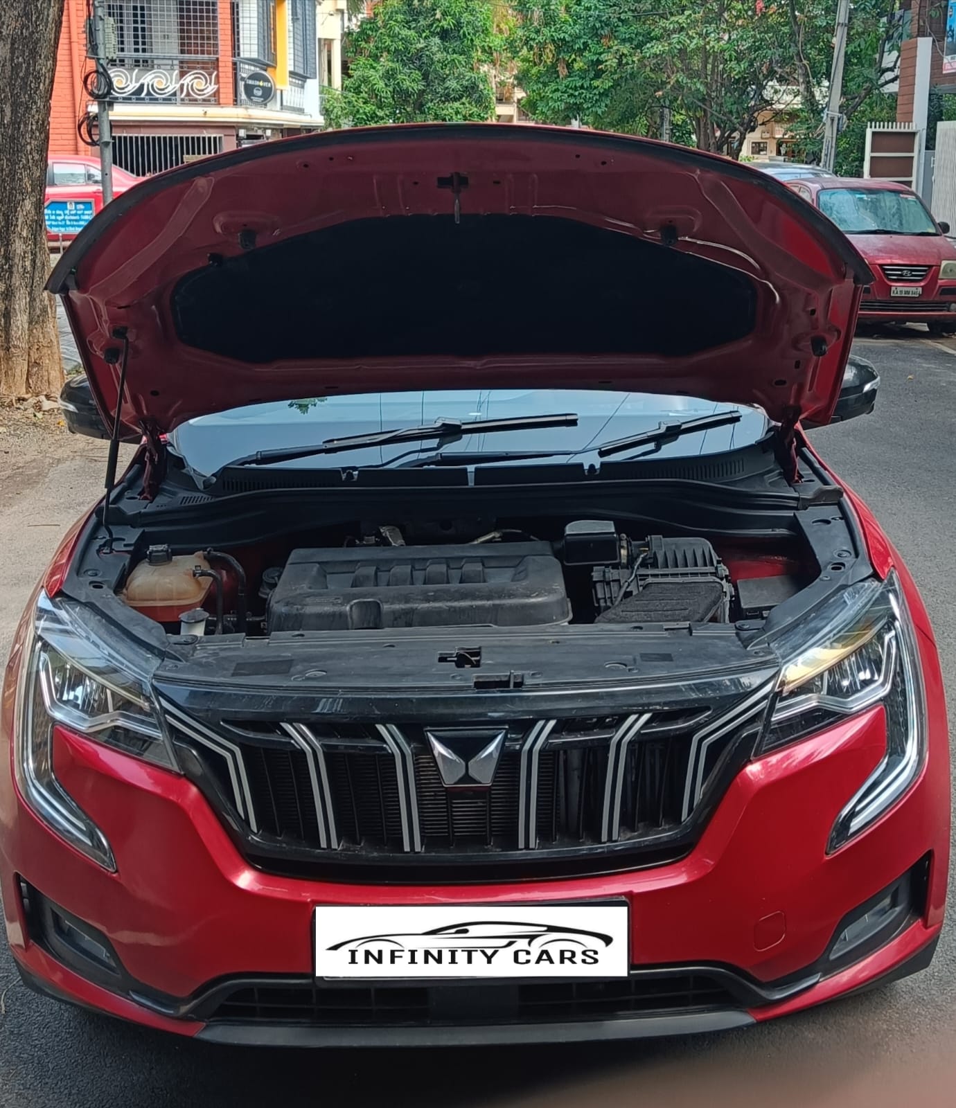 Mahindra XUV 700