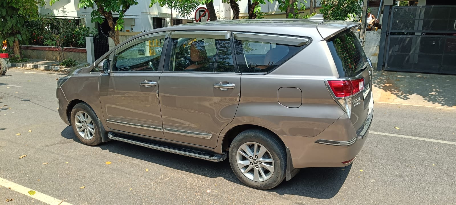 Toyota Crysta